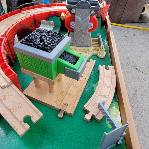 Wood Train Set - Picture 11 of 15